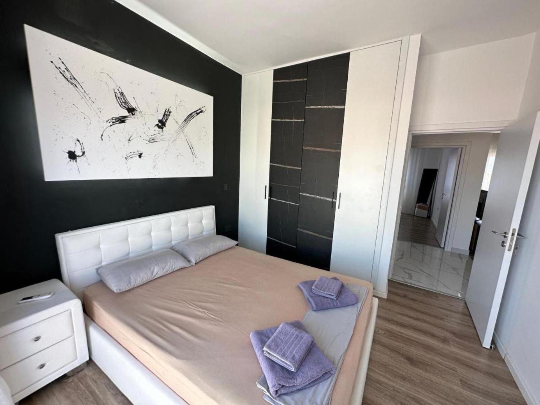 H&O Boulevard Breeze Apartment! Paphos Exterior photo
