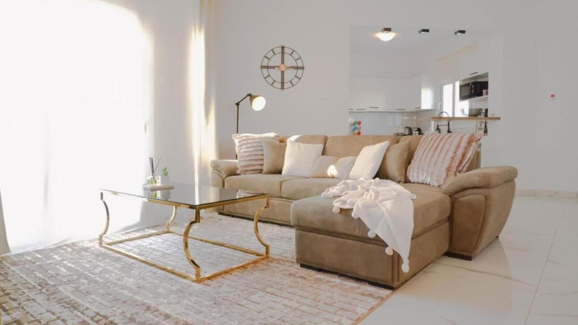 H&O Boulevard Breeze Apartment! Paphos Exterior photo